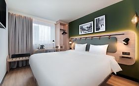 Kyriad Le Blanc-Mesnil